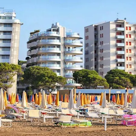 Villa Cozy In Lignano Pineta